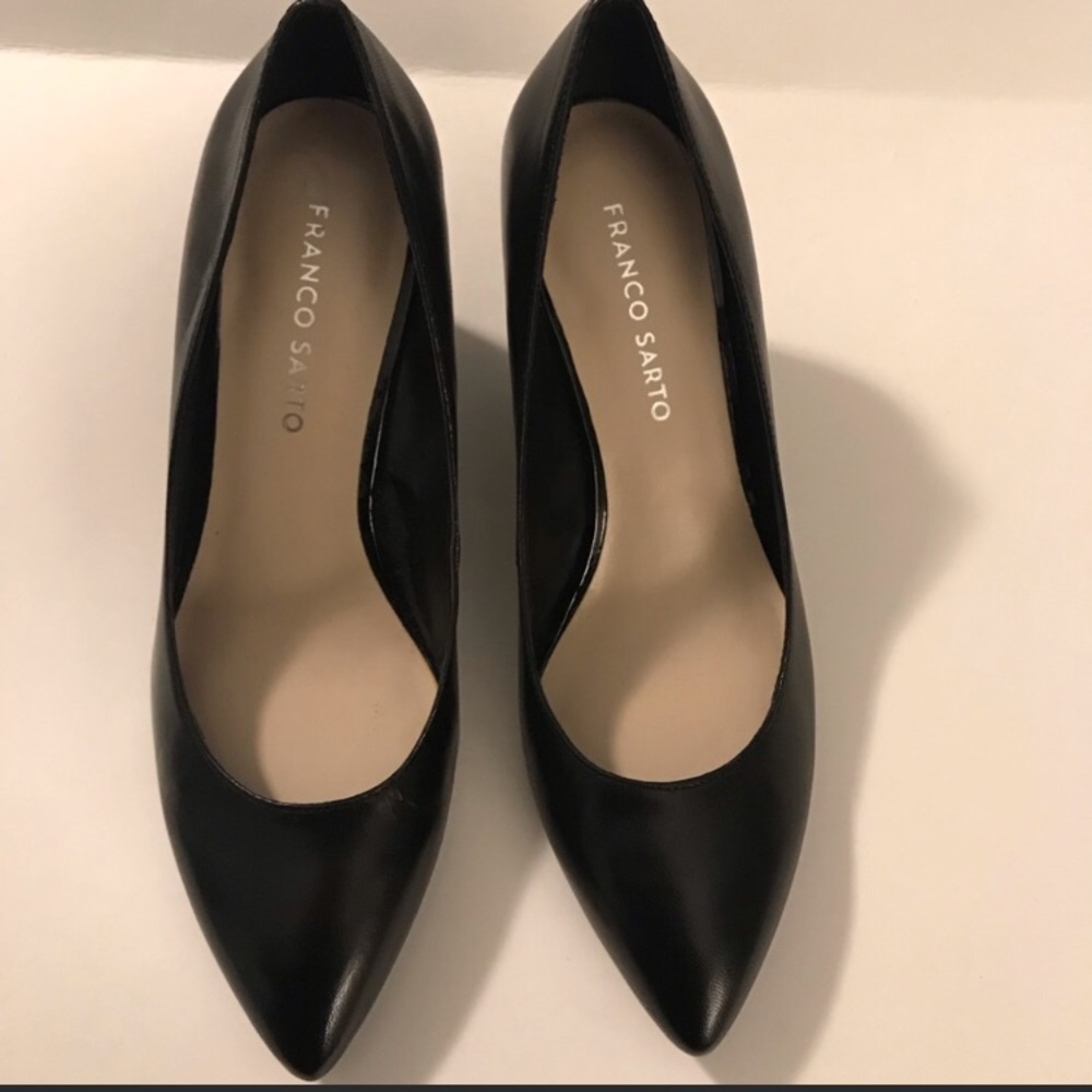 Franco Sarto “Fire” Black leather Wedge Pumps